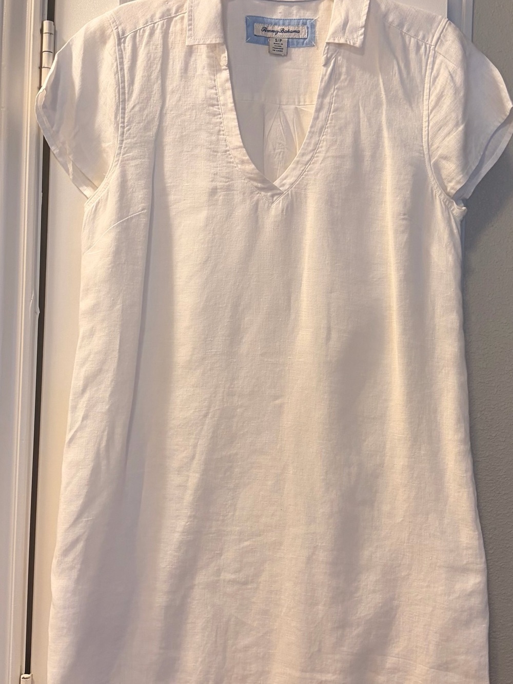 Tommy Bahama Two Palms Collar Dress White Linen with Lining. - Picture 3 of 7